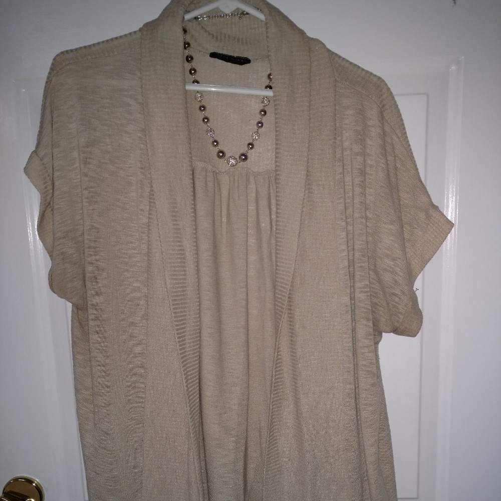 CAN'T MISS beige cardigan sweater Size XL
